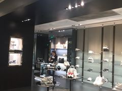 -HOGAN(久光百货店)