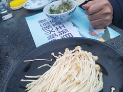 -楠柏弯休闲山庄(梨花溪店)