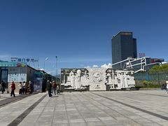 -霍尔果斯国门景区