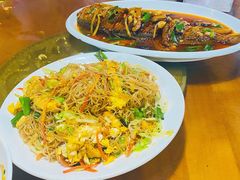 海鲜炒粉干-温州一家人美食(西木头市店)