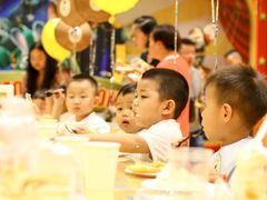 -MuaKids Garden