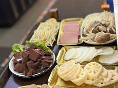 -刘少华贵州小黄牛·鲜牛肉火锅(总店)