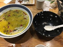 -徽湘园和马路串串火锅