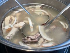 -三个椰子·现砍椰子鸡(金源CBD店)