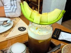 -Mark&Mars Restaurant
