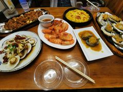 -老东镇啤酒屋海鲜加工·蒸汽海鲜·海鲜烧烤(台东店)