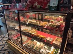 面包甜点陈列柜-星巴克(天津SM城市广场店)