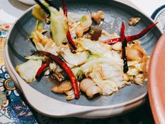 -云海肴·汽锅鸡·云南菜(天山百盛优客店)