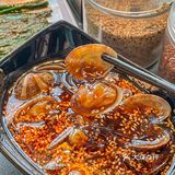 武汉这家烧烤足以封神‼️羊肉串太好吃了！
