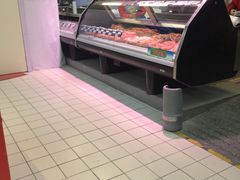 -沃尔玛(前山店)