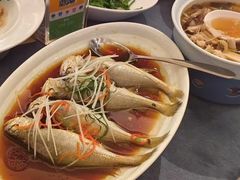 -满江红四季餐厅 · 国家五钻级酒家(新纪元大酒店店)