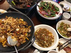 -唐师傅湘西名菜馆(武陵路店)