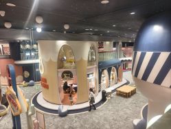 -奈尔宝家庭中心·亲子餐厅(鄞州万达店)