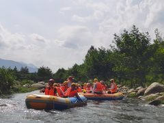 -尧山大峡谷漂流
