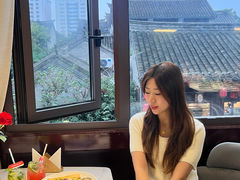 -芳草地西式融合餐厅(回龙窝店)