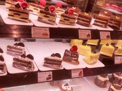 -巴黎贝甜(大宁国际商业广场店)
