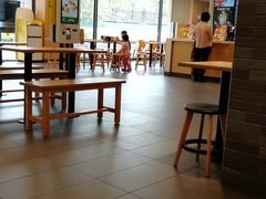 大堂-麦当劳(大亚湾龙光城店)