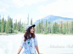 -阿萨巴斯卡瀑布观景点