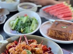 -蝴蝶里·粤菜·点心(滨江龙湖店)