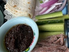 -巧克力渔家.小船海鲜胶东菜(万平口店)