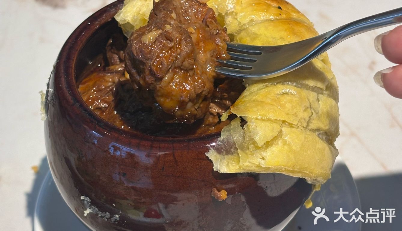 发现一家超美风格餐厅