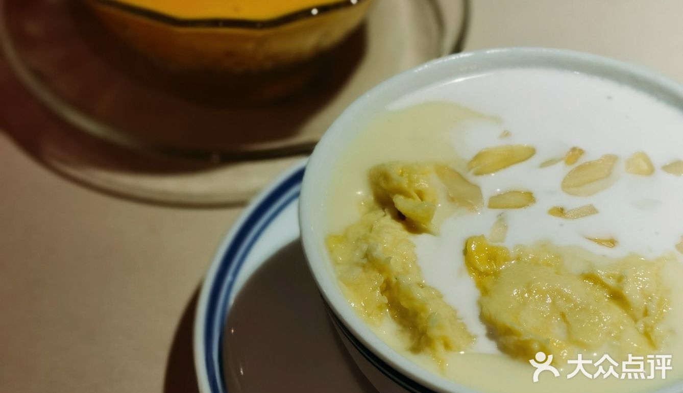 探店|上海也有榴莲捞奶啦！为甜品而来海鲜煲