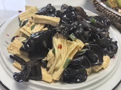 -小草屋炒鸡(仲子路店)