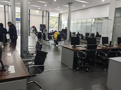 -杭州中升之星奔驰4S店(滨江店)