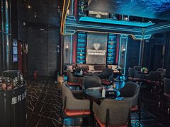 -屋有岛沉浸游戏旗舰店(中山公园店)