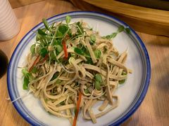鸡蛋干拌菠菜-宏状元现熬粥·京味菜(黄寺大街店)