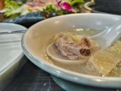 -东椰·海南椰子鸡火锅(朝阳门店)