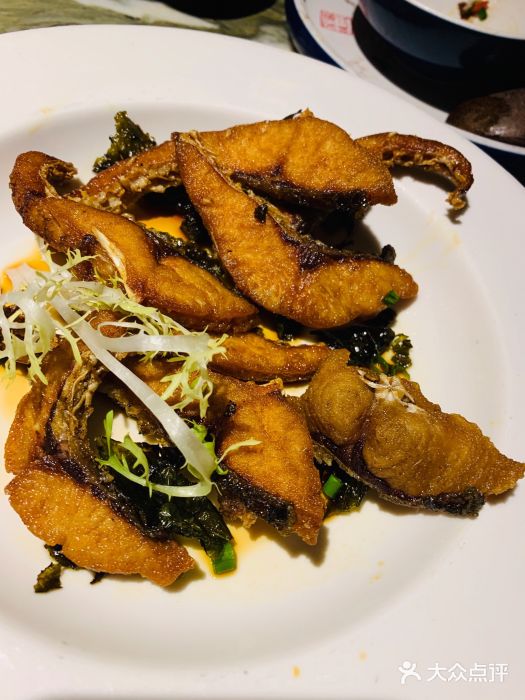 绿茶餐厅(乐峰广场店)秘制茶香酥鱼图片