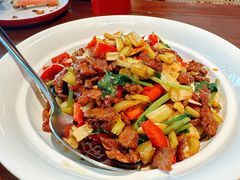 -魏铭鱼头捞饭(晋阳路店)