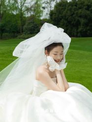 -纪梵希旅拍婚纱摄影(大连总店)