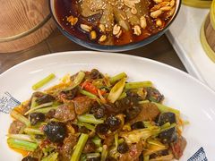 泡椒仔姜鲜牛肝-伊兰麒兰馨园·川菜·清真馆(339电视塔店)