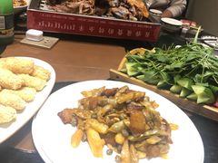 -蒙古人烤羊大师·绿野餐厅(工农大路店)