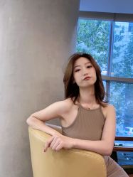 -变画·发型STUDIO