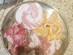 -姜胖胖韩式自助烤肉(光明万达店)