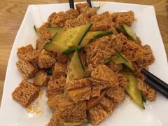 -秦香陕西食府(华贸天地店)
