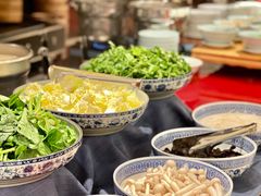 -君来湖滨饭店·玫瑰园