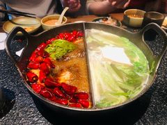 四季草本鸳鸯锅-盡膳口福跷脚牛肉火锅(北美新天地店)