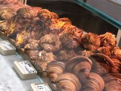 -HOT CRUSH趁热集合·现烤面包(环球港店)