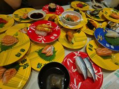 三文鱼寿司-京樽回転寿司(奥林匹克店)