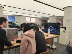 -华为智能生活馆(上海中山公园龙之梦)
