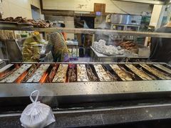 面包甜点陈列柜-老黄记手撕烤兔(玉林街店)
