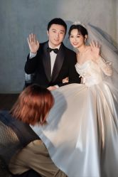 -挪娅婚纱摄影皇家会所