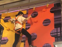 -嗨翻Hi-Fun竞技主题乐园·蹦床亲子生日轰趴(国光1937店)