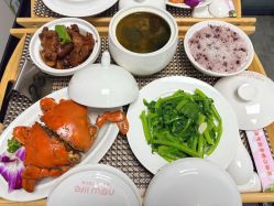 -臻康乃馨月子中心(集美店)