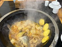 -山妹子铁锅炖