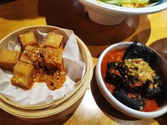 -霸蛮湖南菜·牛肉粉(荣京西街店)